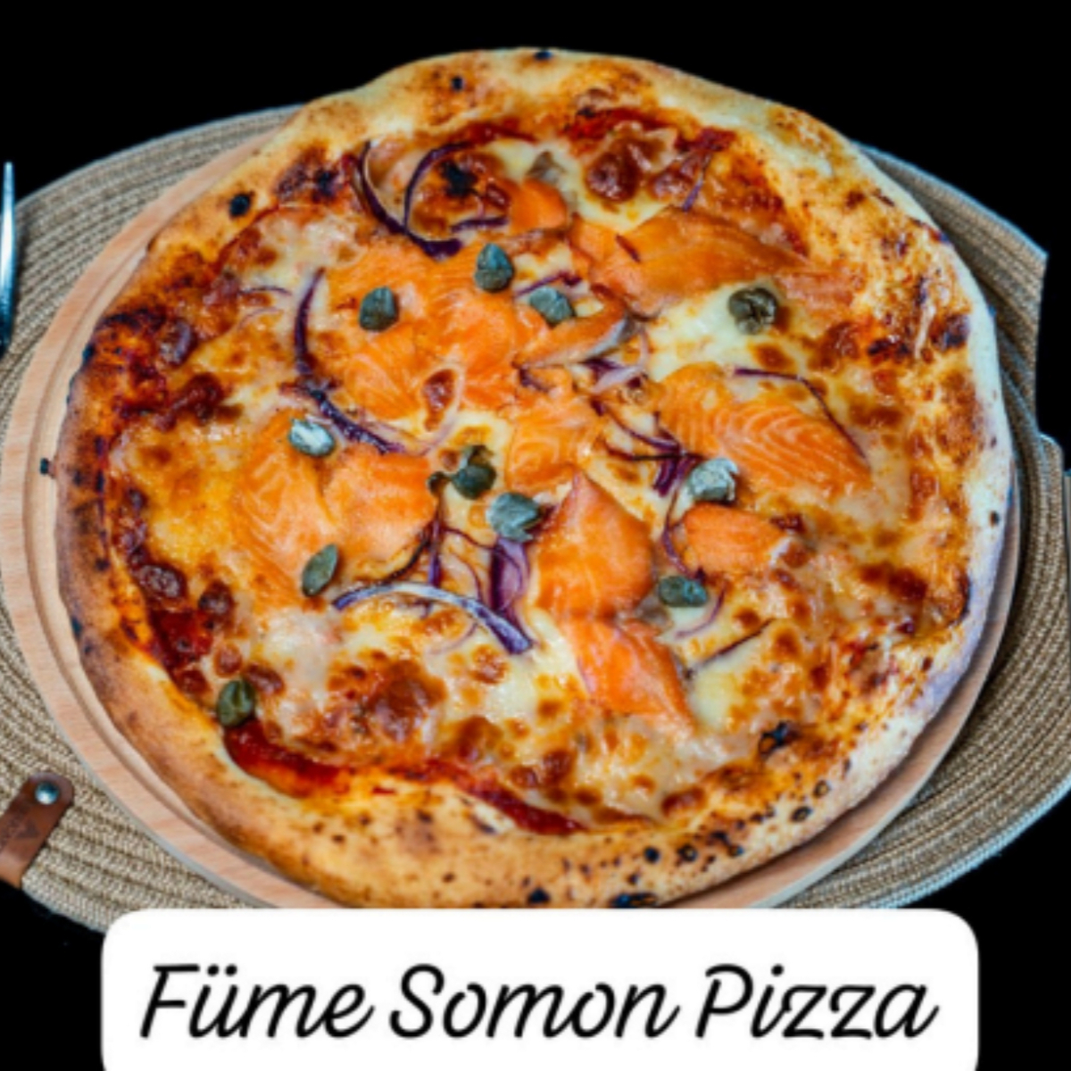 Füme Somon Pizza
